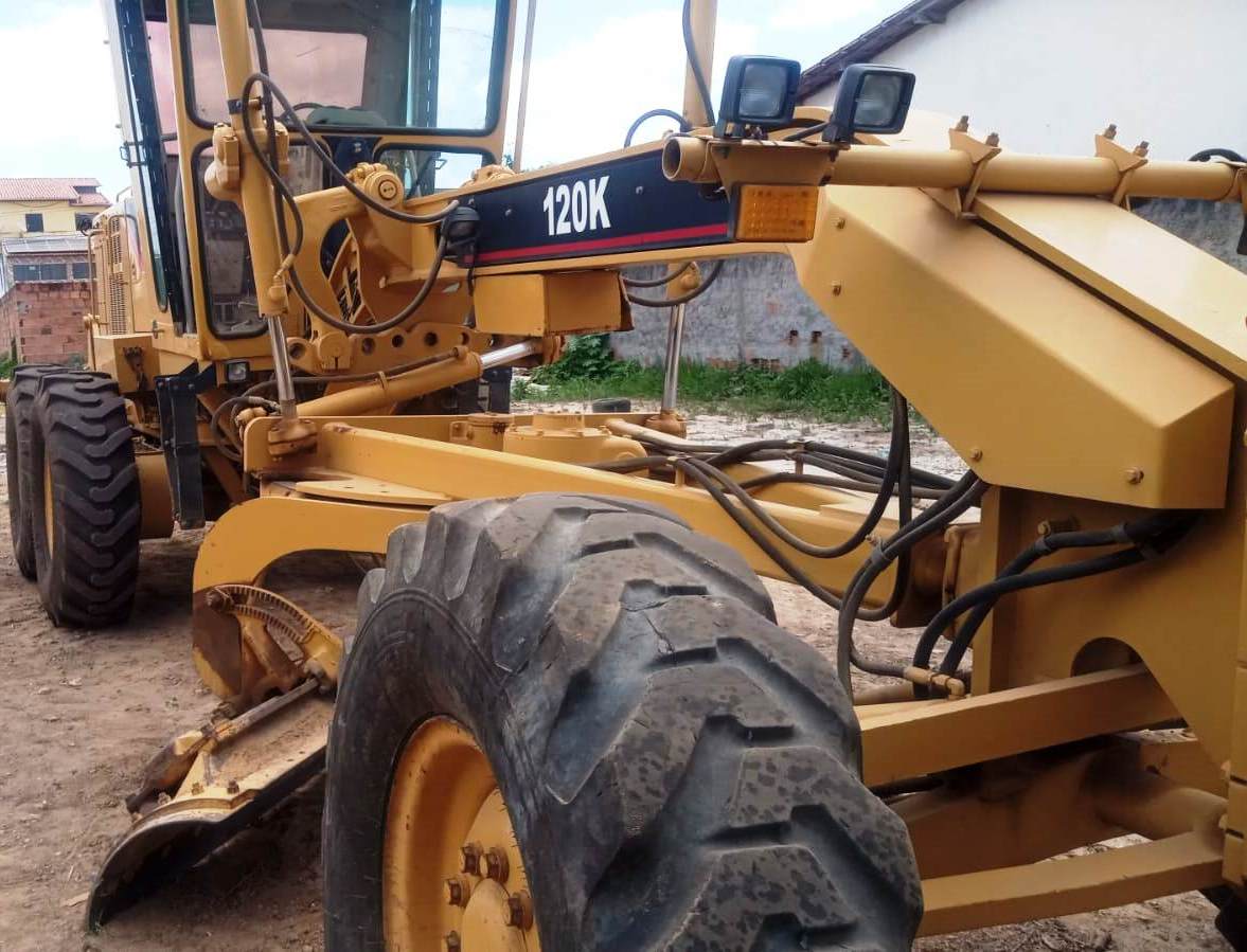 Motoniveladora Caterpillar 120K 2013