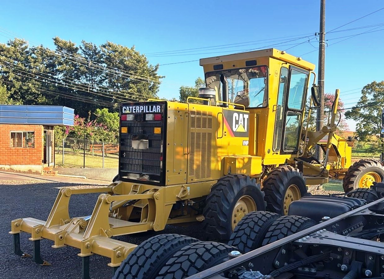 Motoniveladora Caterpillar 120K 2014