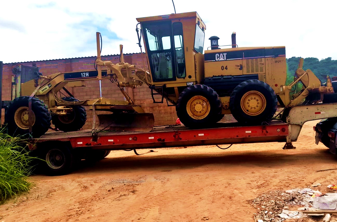 Motoniveladora Caterpillar 12H 2006