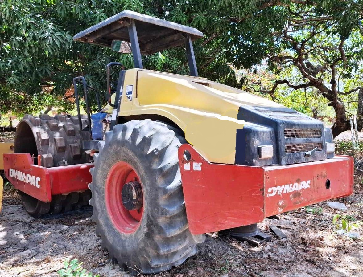 Rolo compactador Dynapac CA250 2010