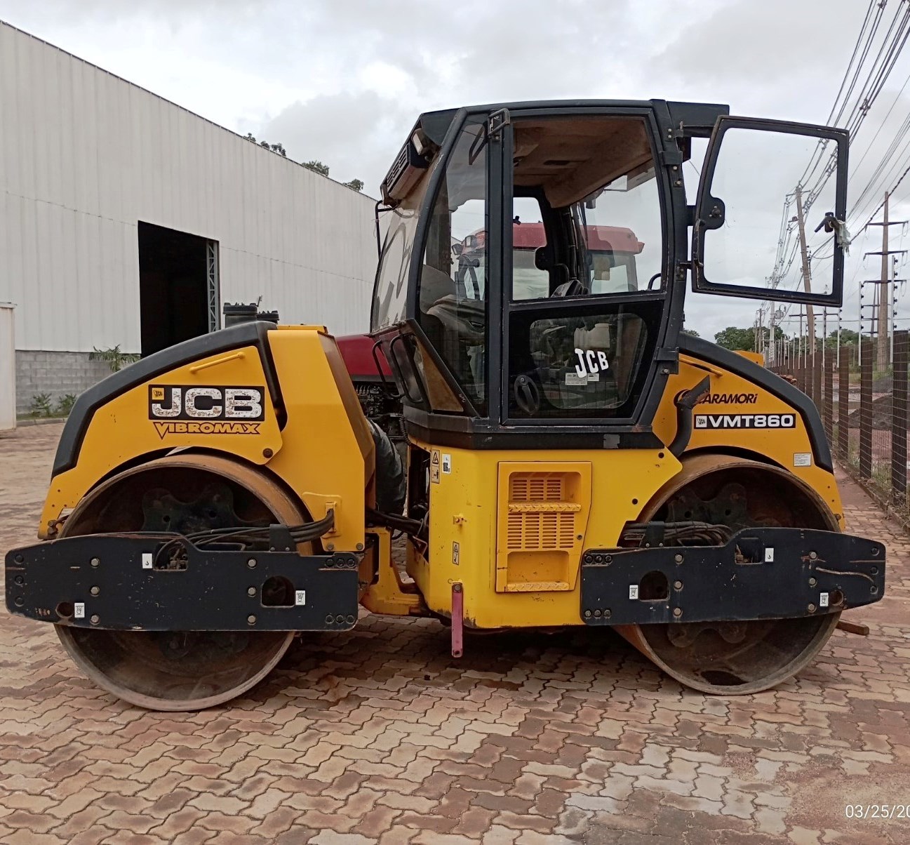 Rolo compactador JCB VMT860 2010