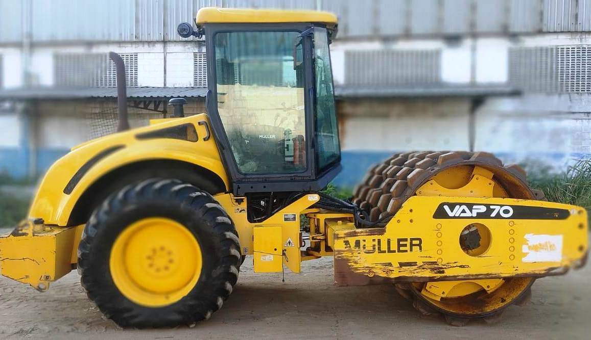 Rolo compactador Müller VAP70 2014