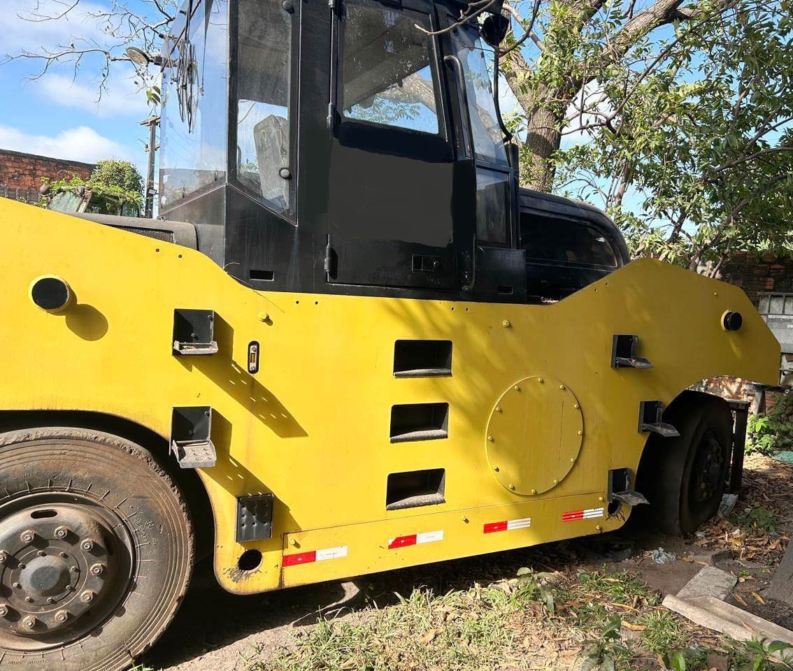 Rolo compactador XCMG XP201 2010