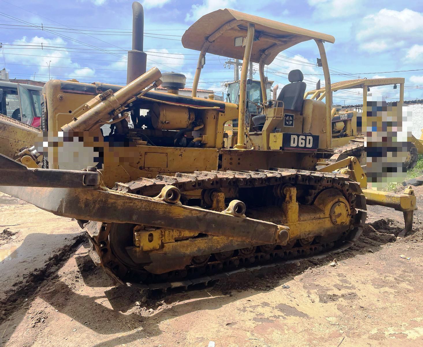 Trator de esteira Caterpillar D6CPS 1978