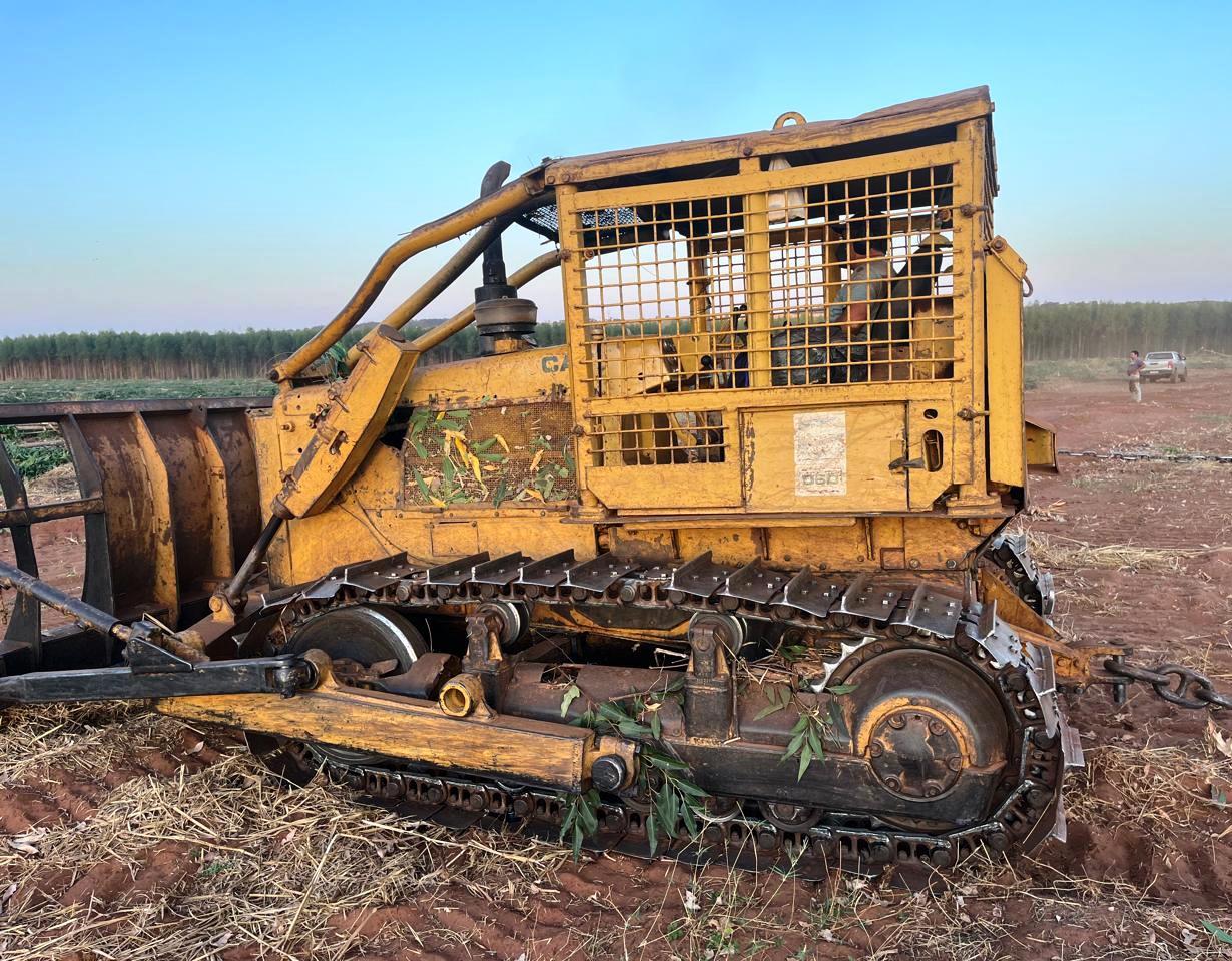 Trator de esteira Caterpillar D6DDD 1980