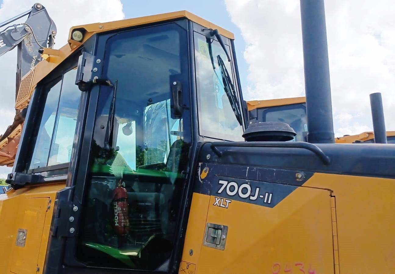 Trator de esteira John Deere 700J 2022