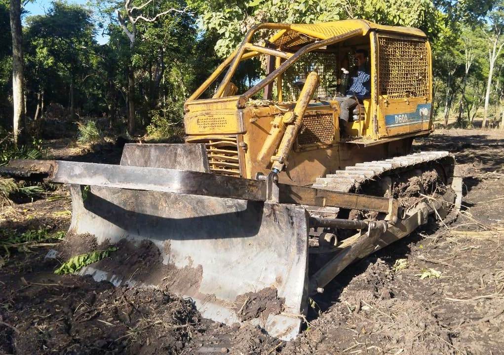 Trator de esteira Komatsu D60 1985