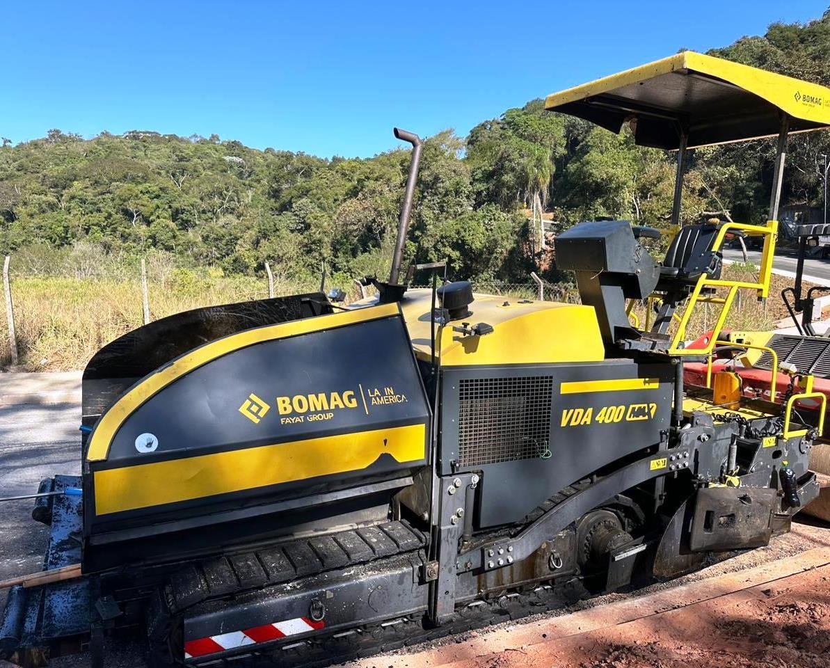 Vibroacabadora Bomag VDA400 2023