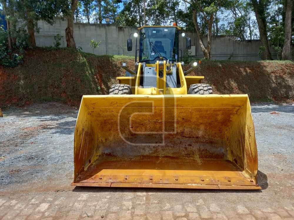 Pá Carregadeira Komatsu  WA320 2019