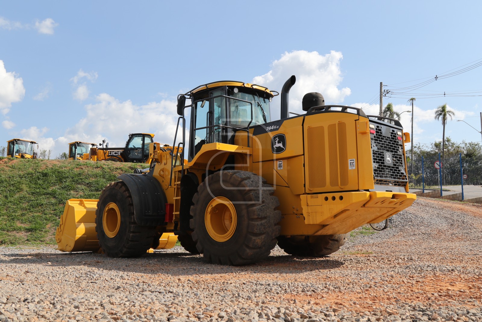 Pá Carregadeira John Deere 744K 2015