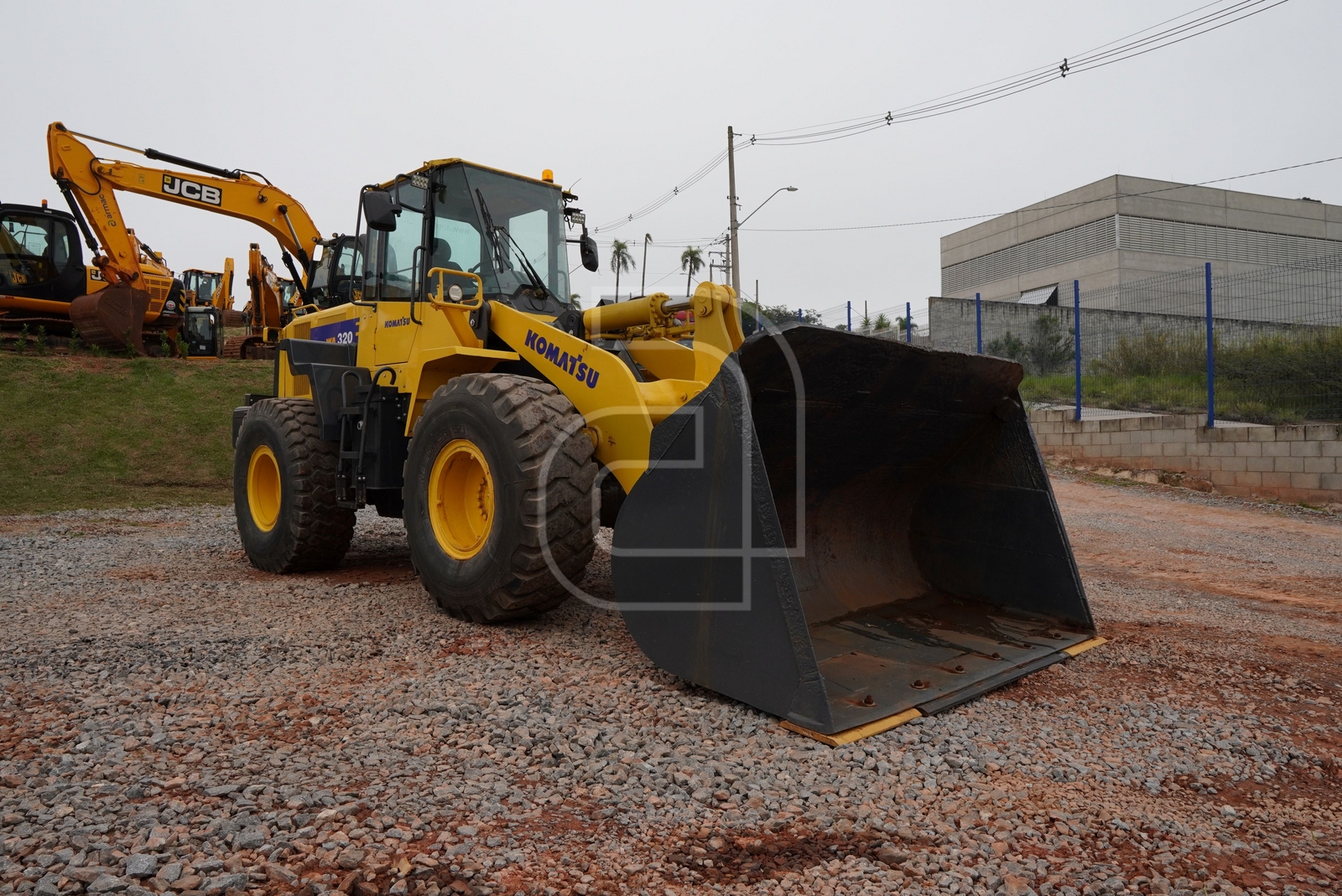 Pá Carregadeira Komatsu  WA320 2019