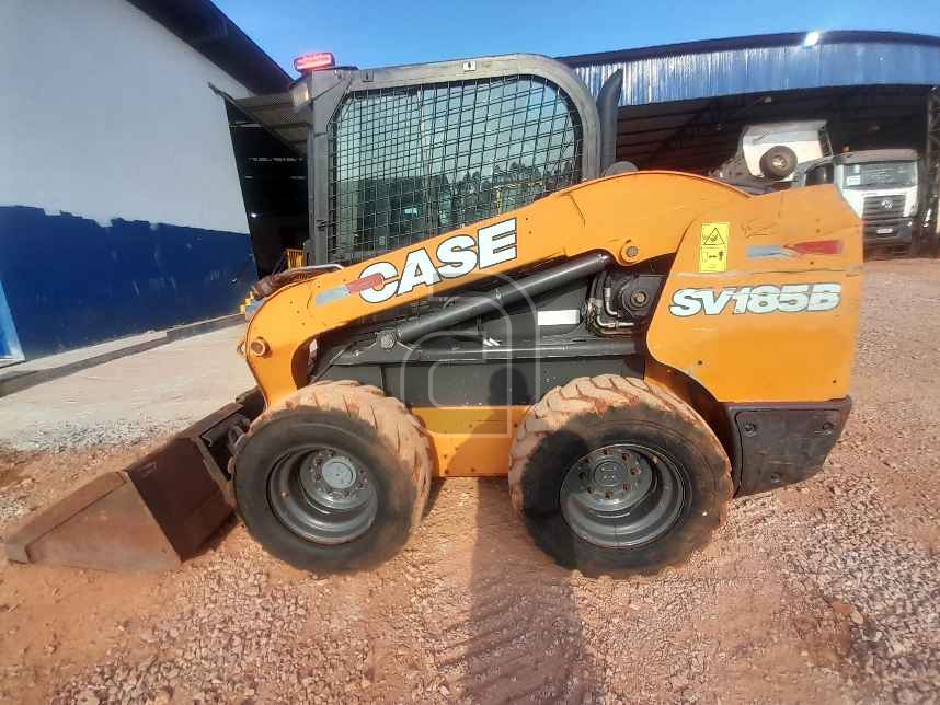 Mini Carregadeira Case SV185B 2020