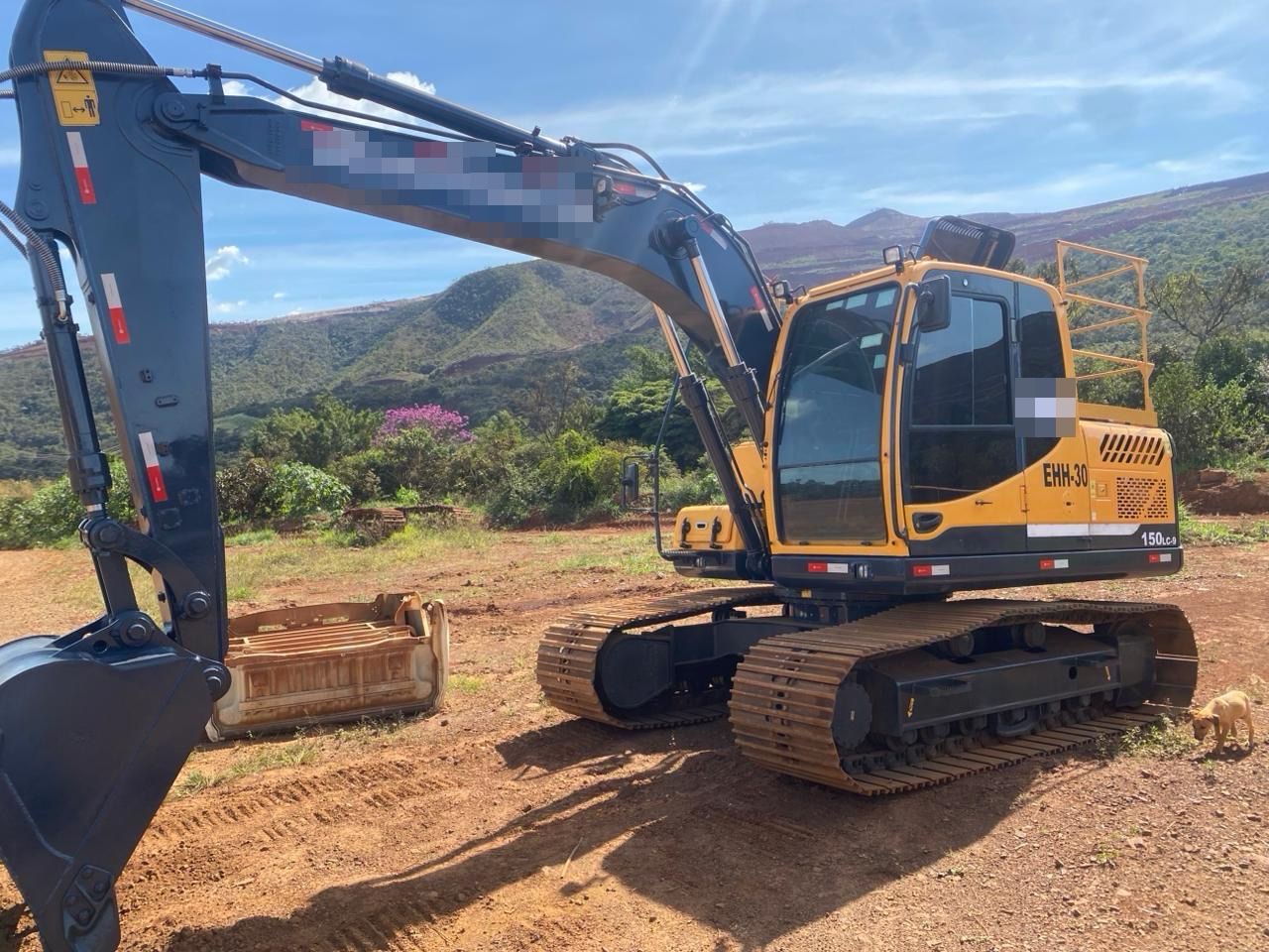 Escavadeira Hyundai R150LC-9 2022