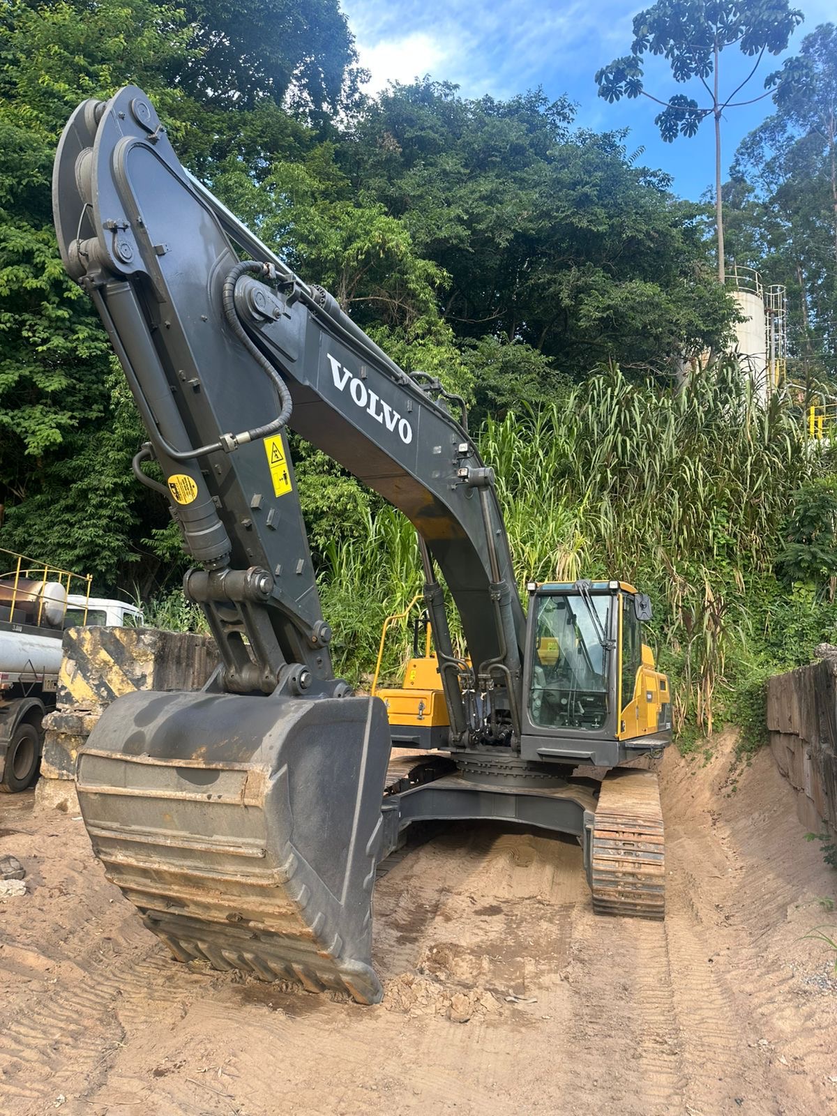 Escavadeira Volvo EC380 2020