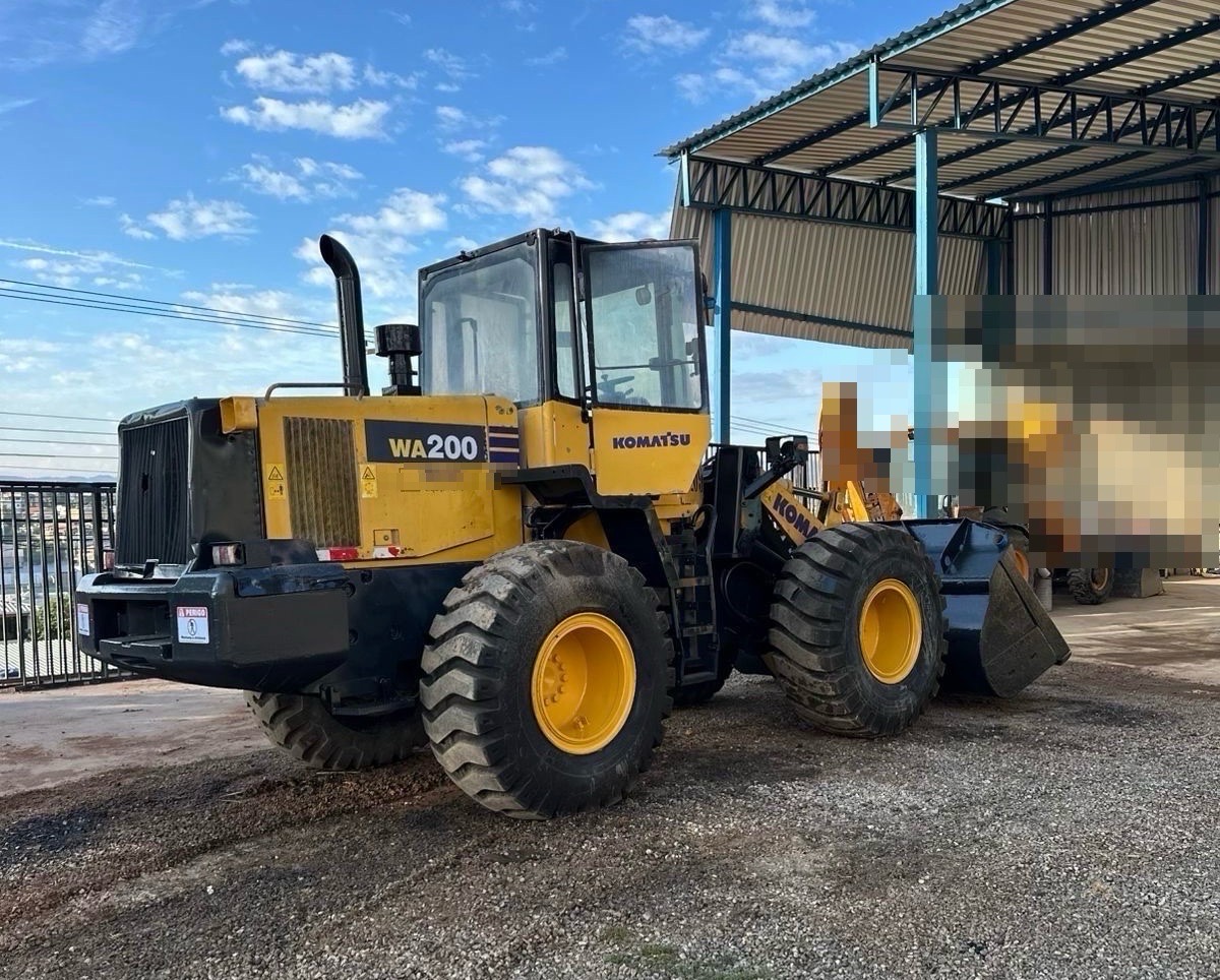 Pá Carregadeira Komatsu WA200 2021