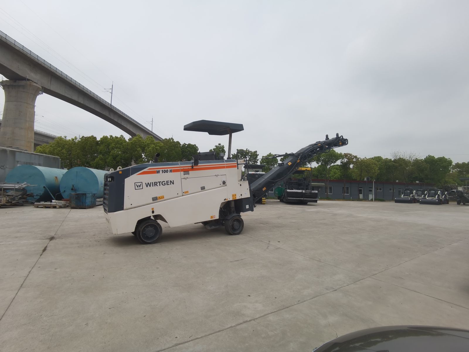 Fresadora de asfalto Wirtgen W100 2017