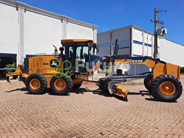 Motoniveladora John Deere 620G 2022