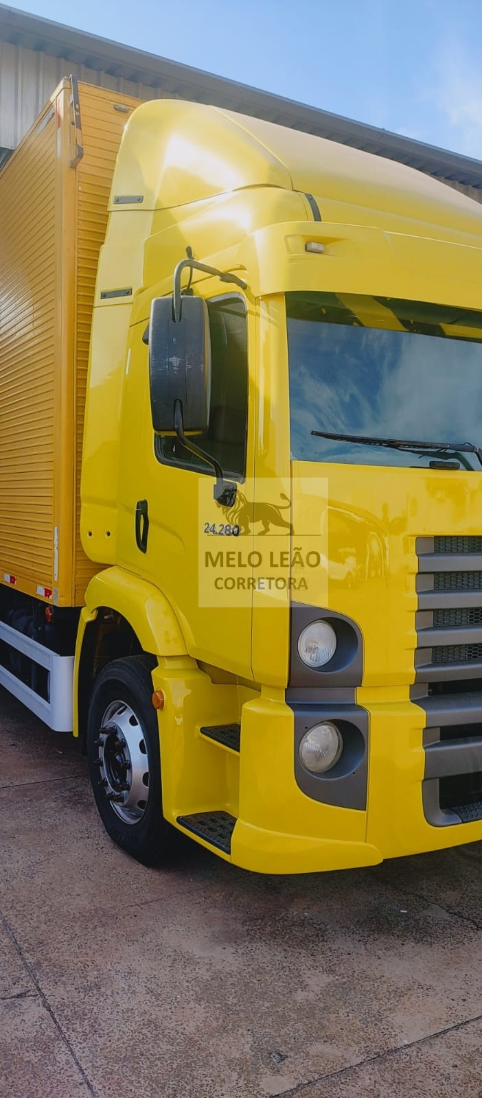 Caminhão Volkswagen 24.280 6X2	 2019