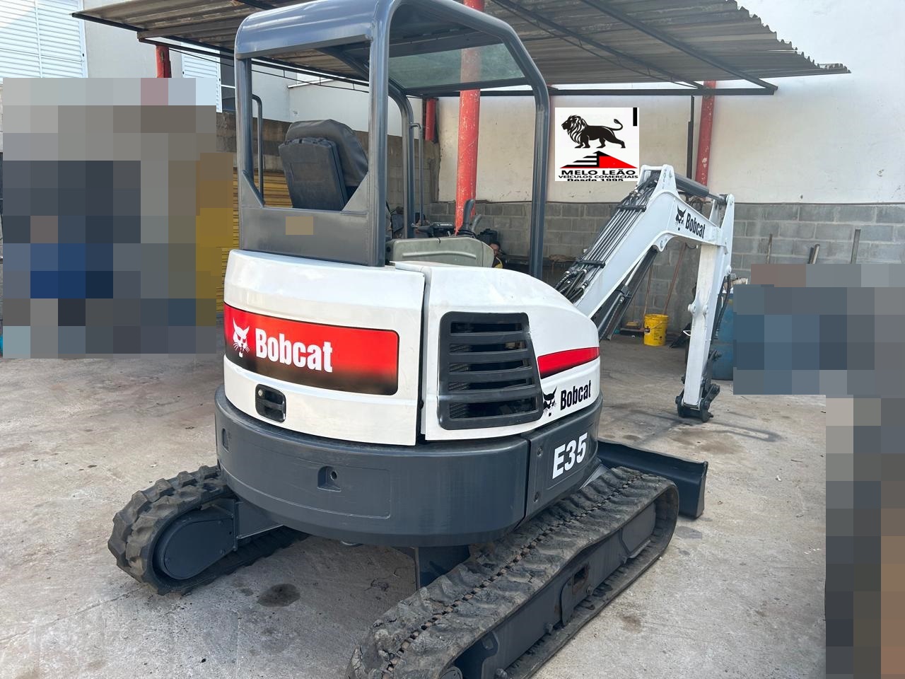 Mini Carregadeira Bobcat E35 2011
