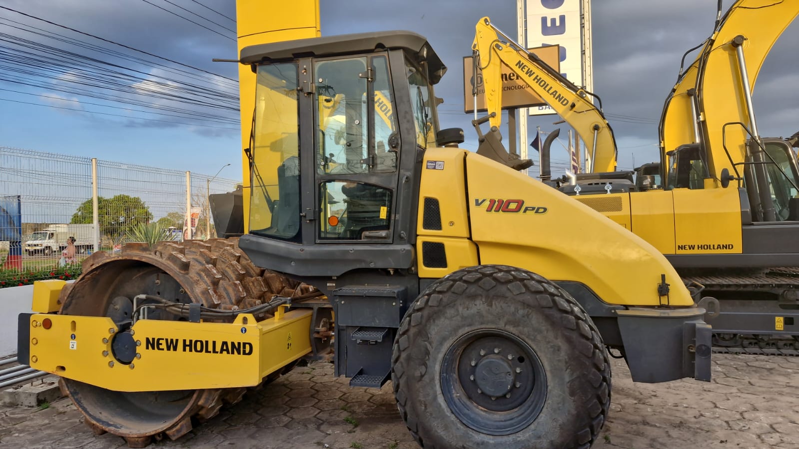 Rolo compactador New Holland V110 PD 2023