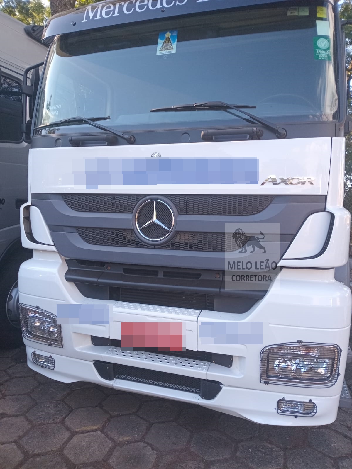 Caminhão Mercedes Benz AXOR 2035 4X2 2009