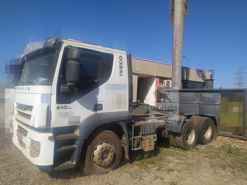Caminhão Iveco Stralis 570S41T 2010