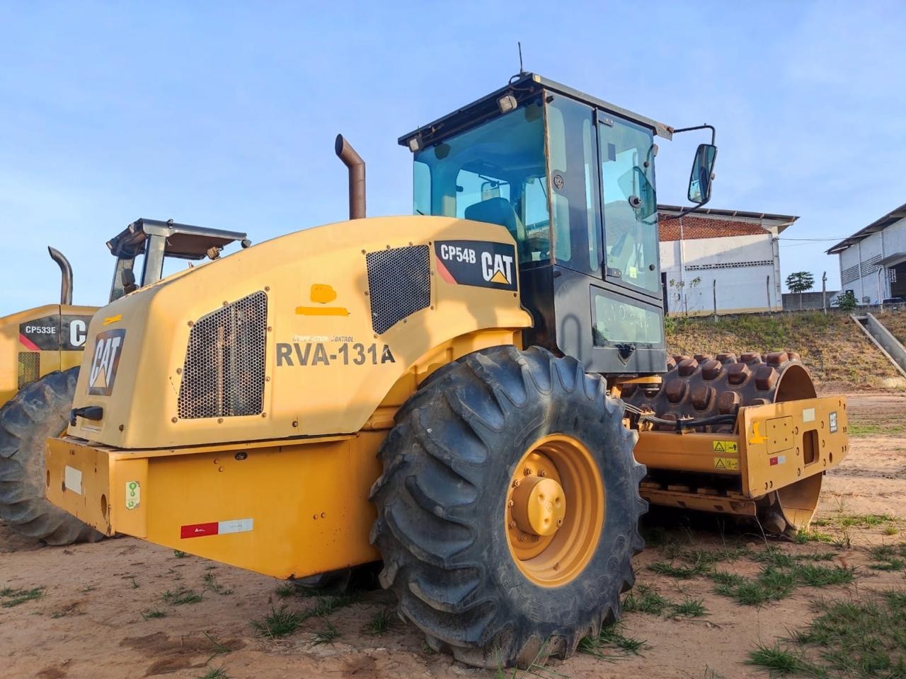 Rolo compactador Caterpillar CP54B 2014