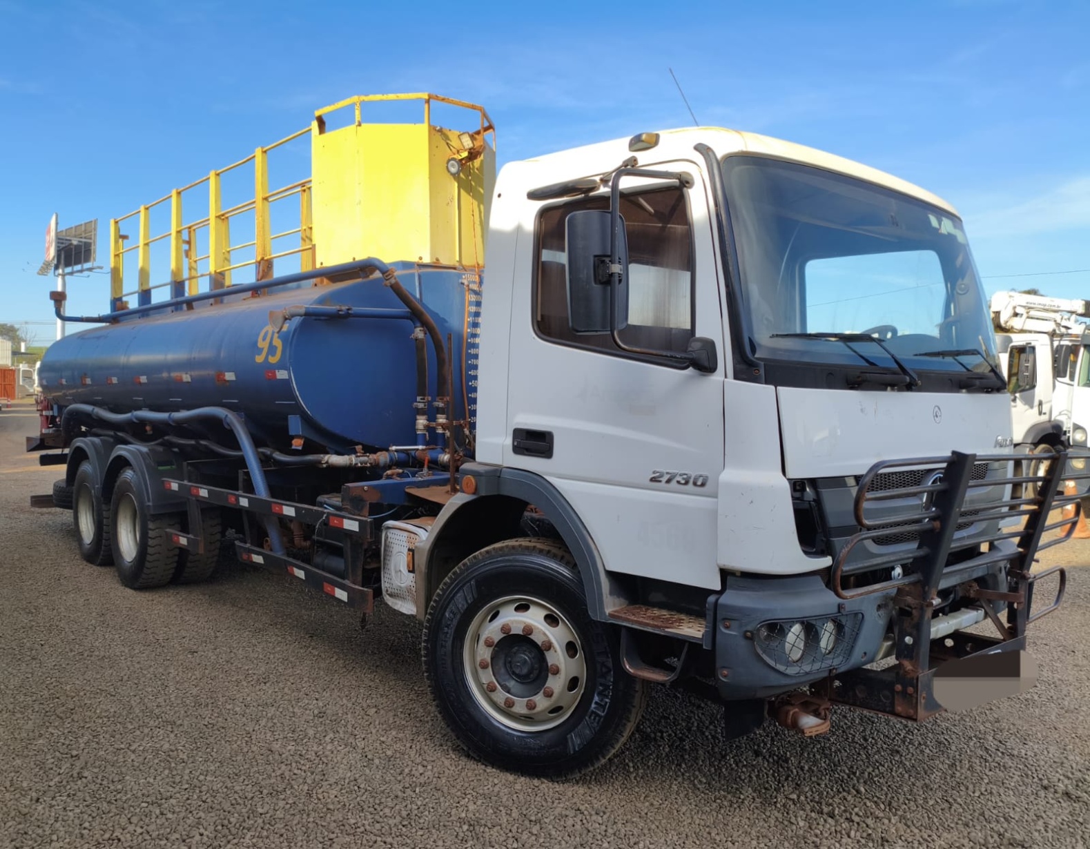 Caminhão Mercedes Benz MB 2730 2020