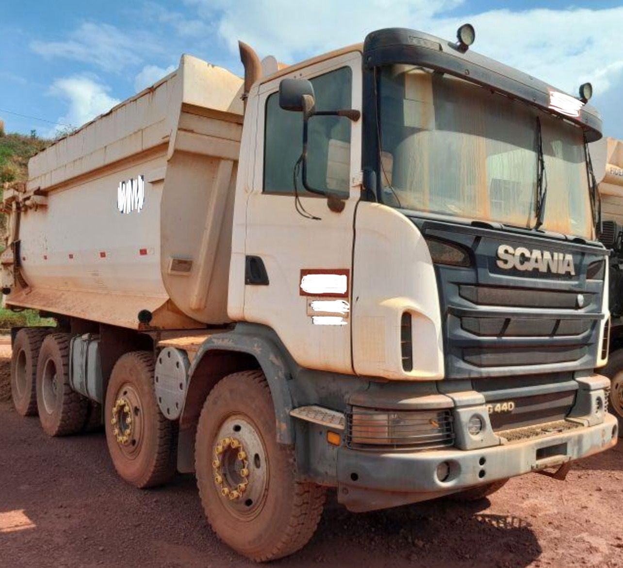 Caminhão Scania G440 2012