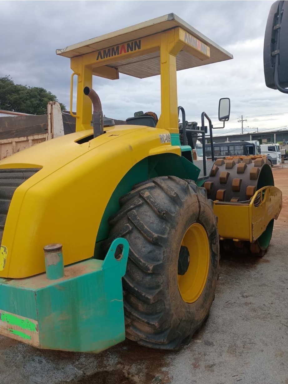 Rolo compactador Ammann ASC100 2012