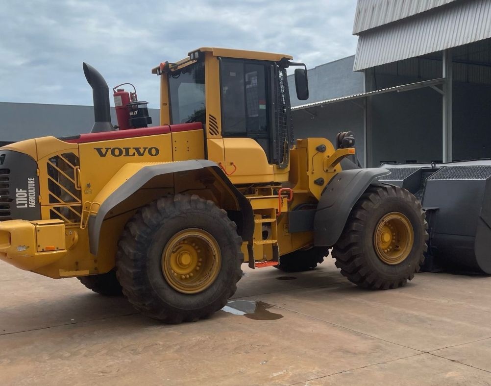 Pá Carregadeira Volvo L110F 2019