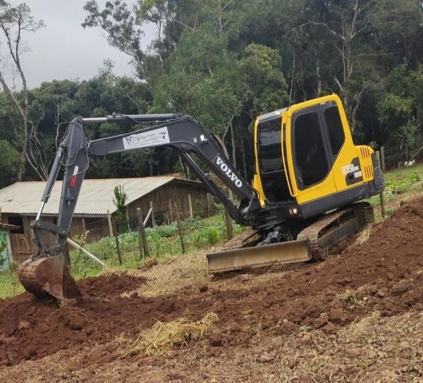 Mini Escavadeira Volvo EC55 2015