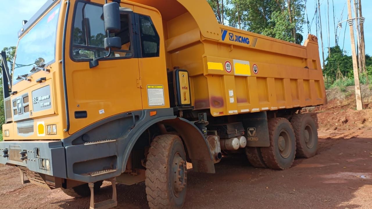 Caimhão fora de estrada XCMG XGA5905 2023