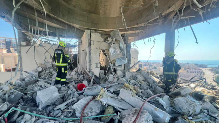 Fragile Ceasefire Shattered: Iran Strikes US Military Bases in the Gulf as Regional Tensions Spike