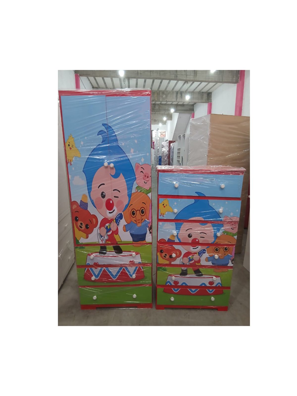 ROPERO MAS CAJONERA STICKERS