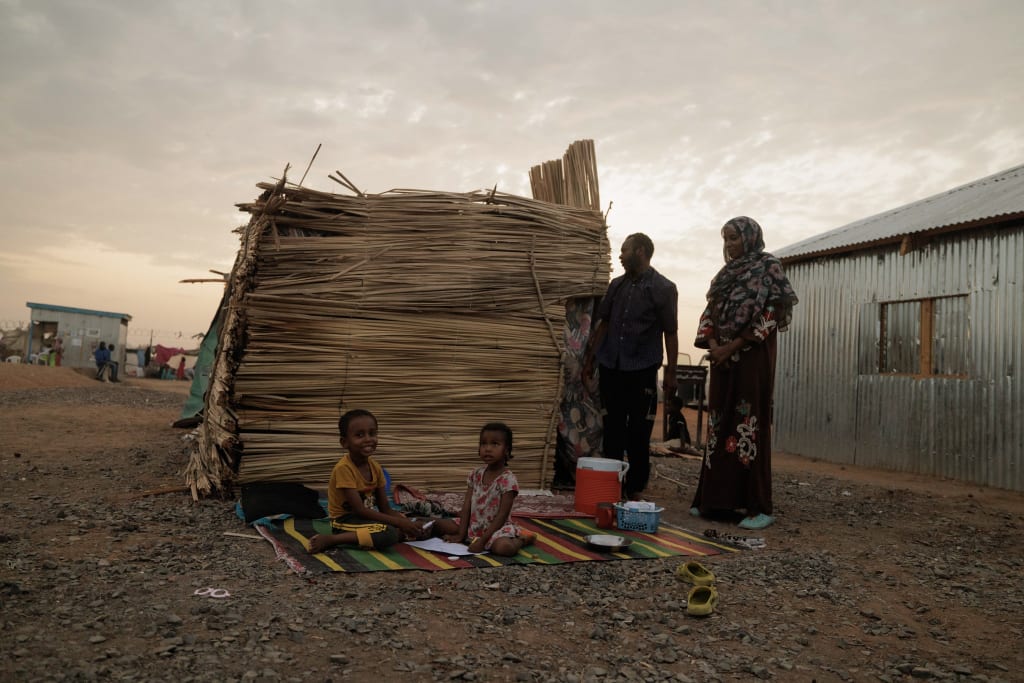 Familie i flygningelejr i Sydsudan