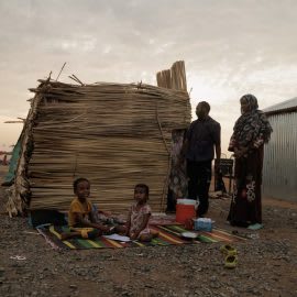 Familie i flygningelejr i Sydsudan