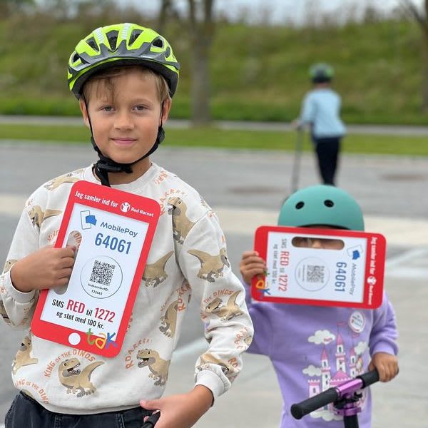 Børnene har taget løbehjulet med ud på ruten