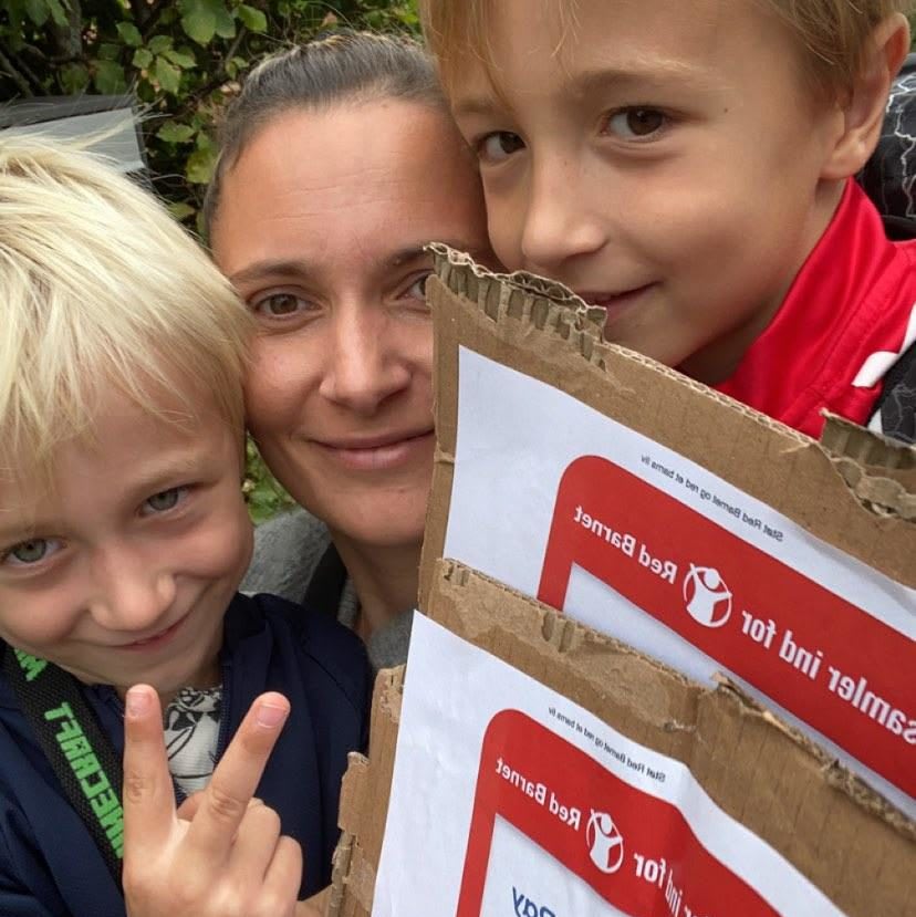 Et stemningsbillede fra en af familierne der var ude at samle ind