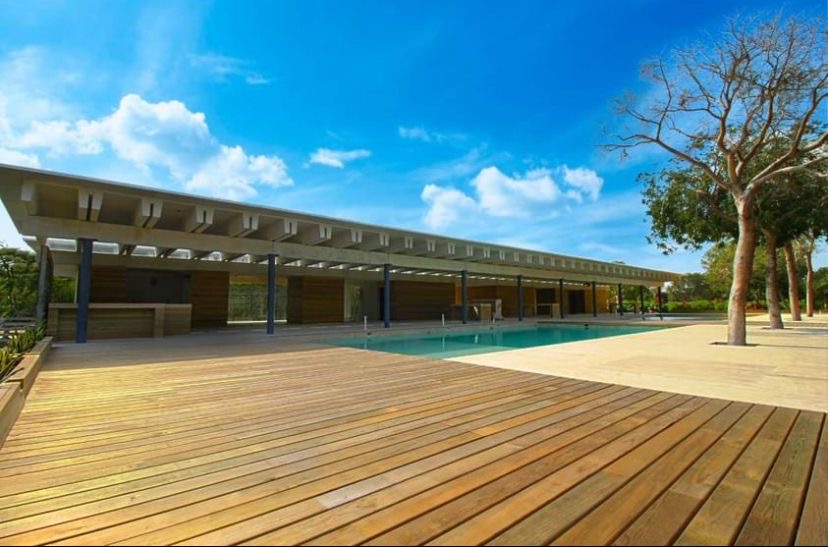 TERRENO EN PRIVADA PUERTA KUXTAL en Paraíso