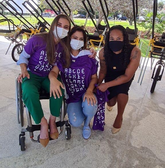 Andréa Pontes e Michelle em evento sobre acessibilidade e inclusão
