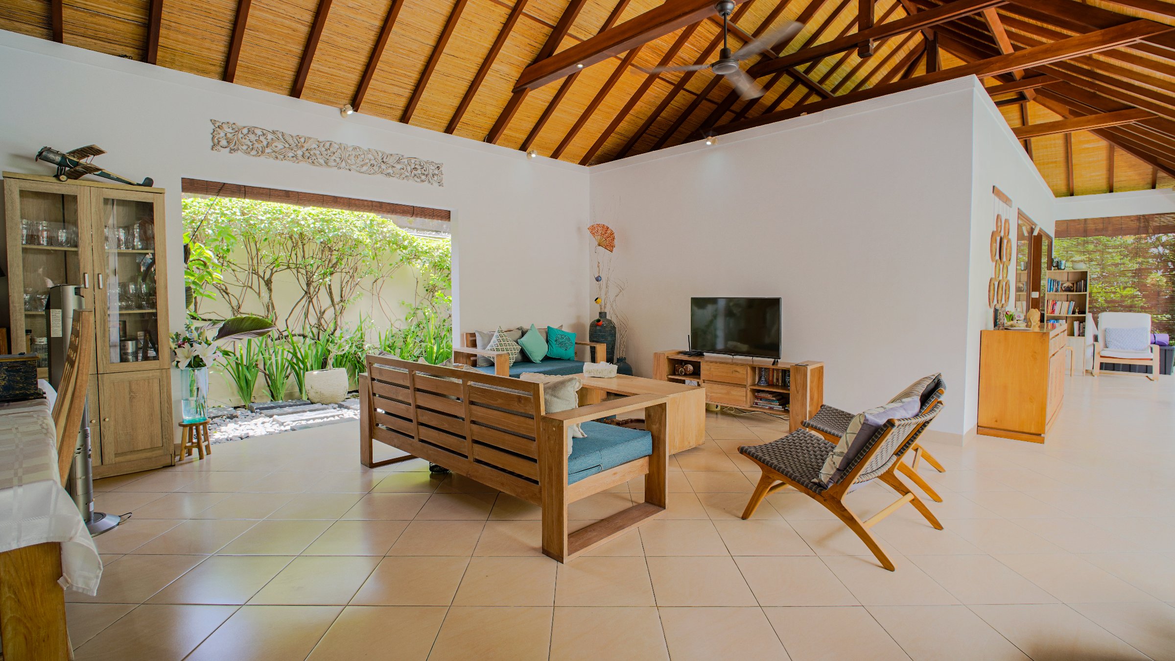 Gorgeous & Homey 3-Bedroom Villa in Padonan - 4