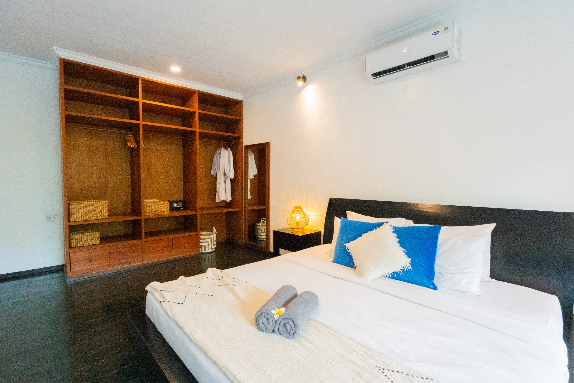 3-Bedroom Villa Close to Seminyak Beach - 5