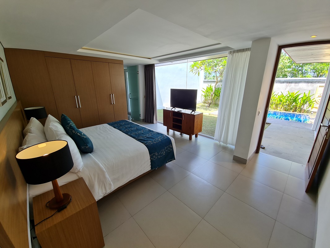 6 Bedroom Villa with Green Hills, Sunset and Ocean View - 4