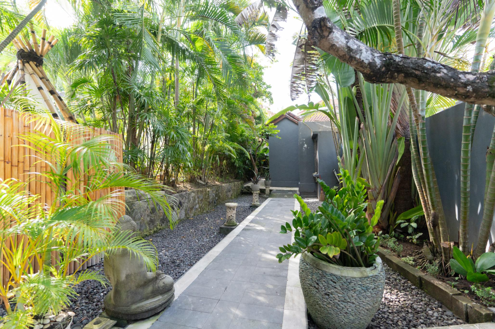 3 Bedroom Villa in Seminyak with Extra Room - 3