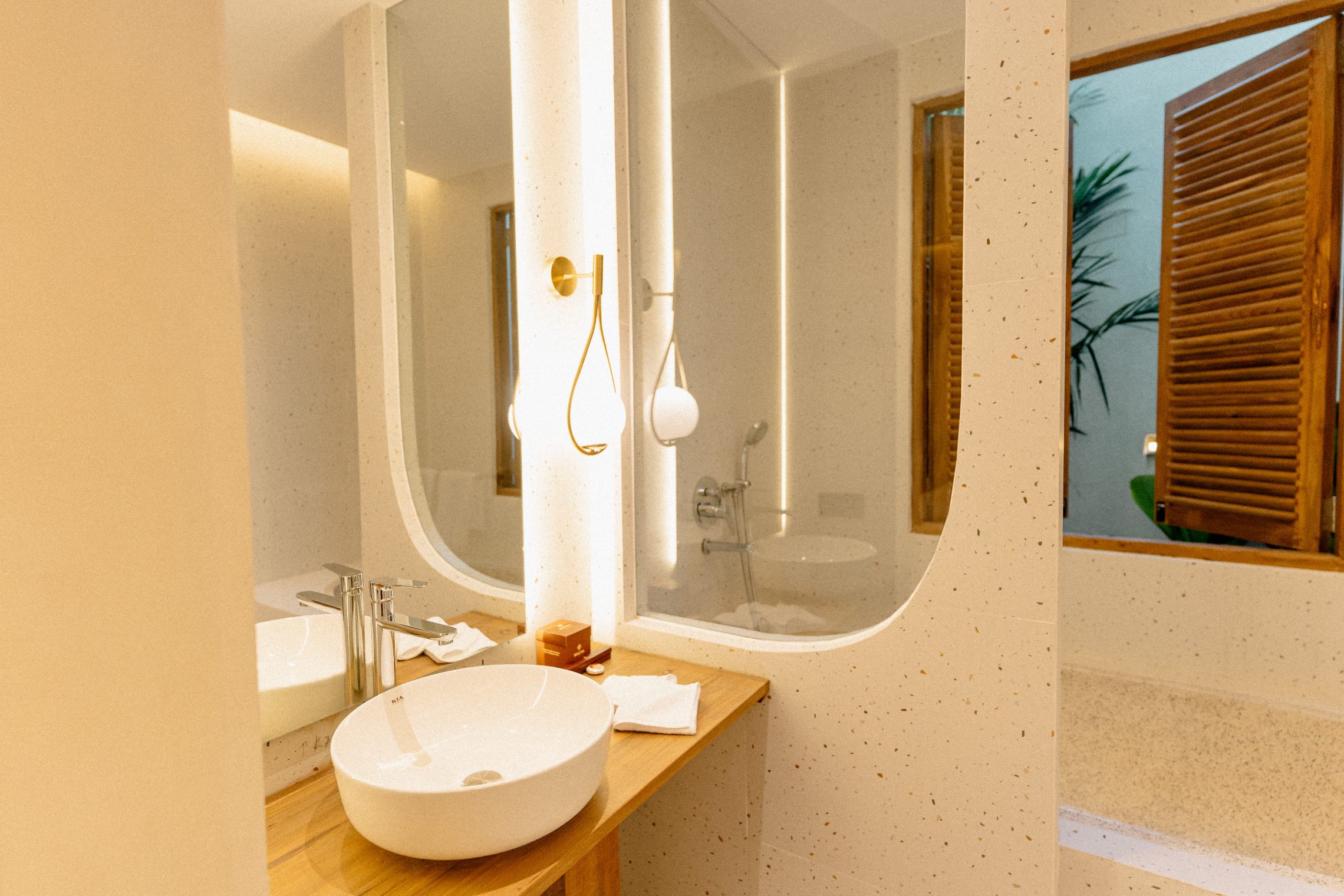 Exclusive 3 Bedroom Villas with Rice Field Views in Pererenan - 3