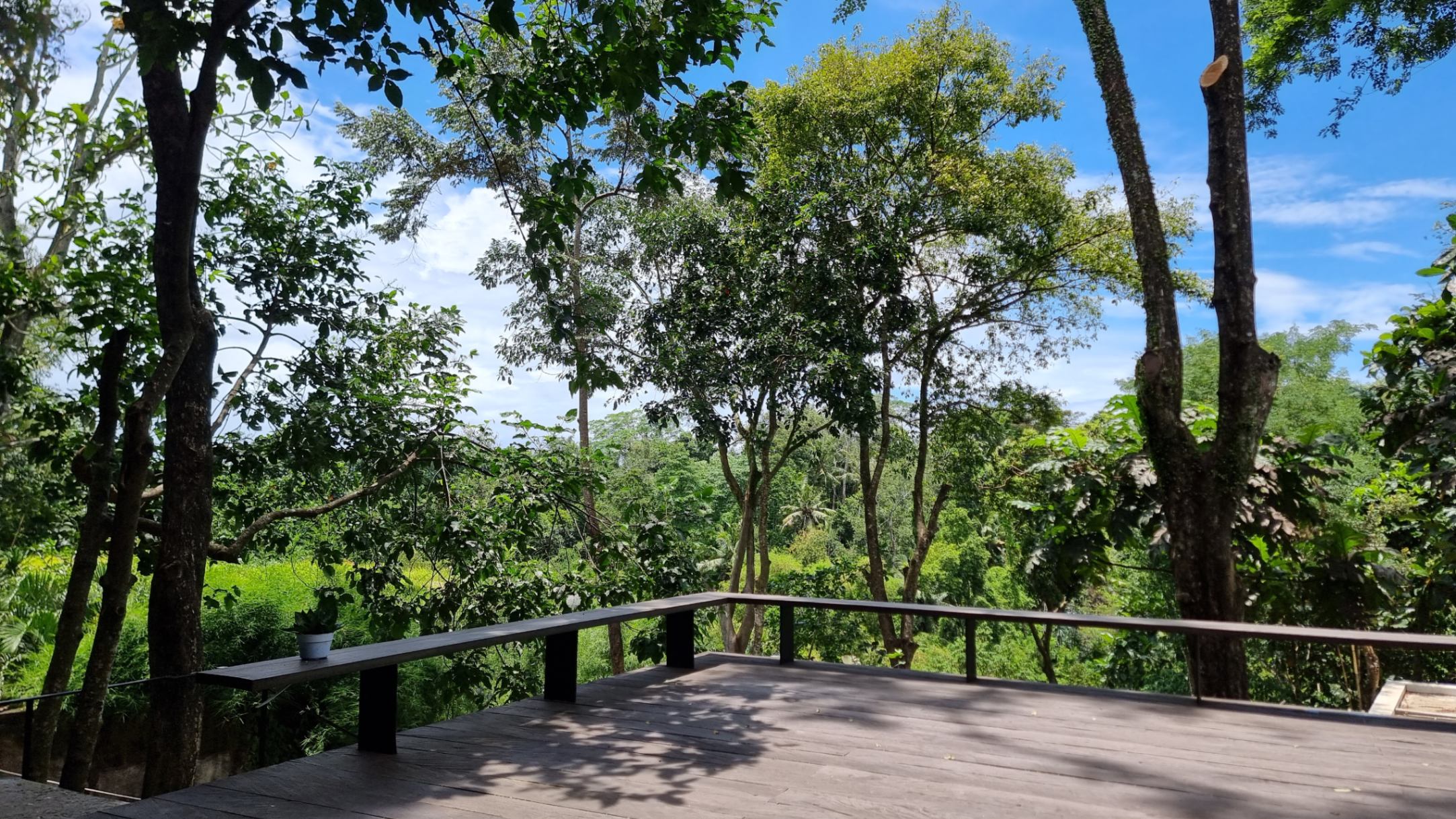 Nature View 4-Bedroom Villa in Buwit  - 3