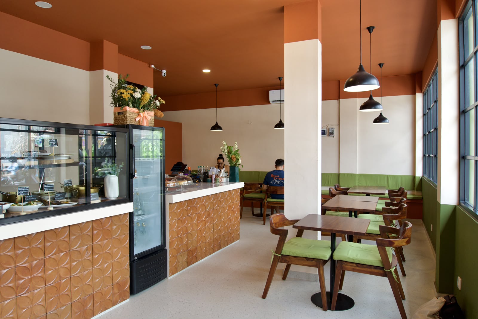 Business Take Over Opportunity – Established Restaurant in Umalas