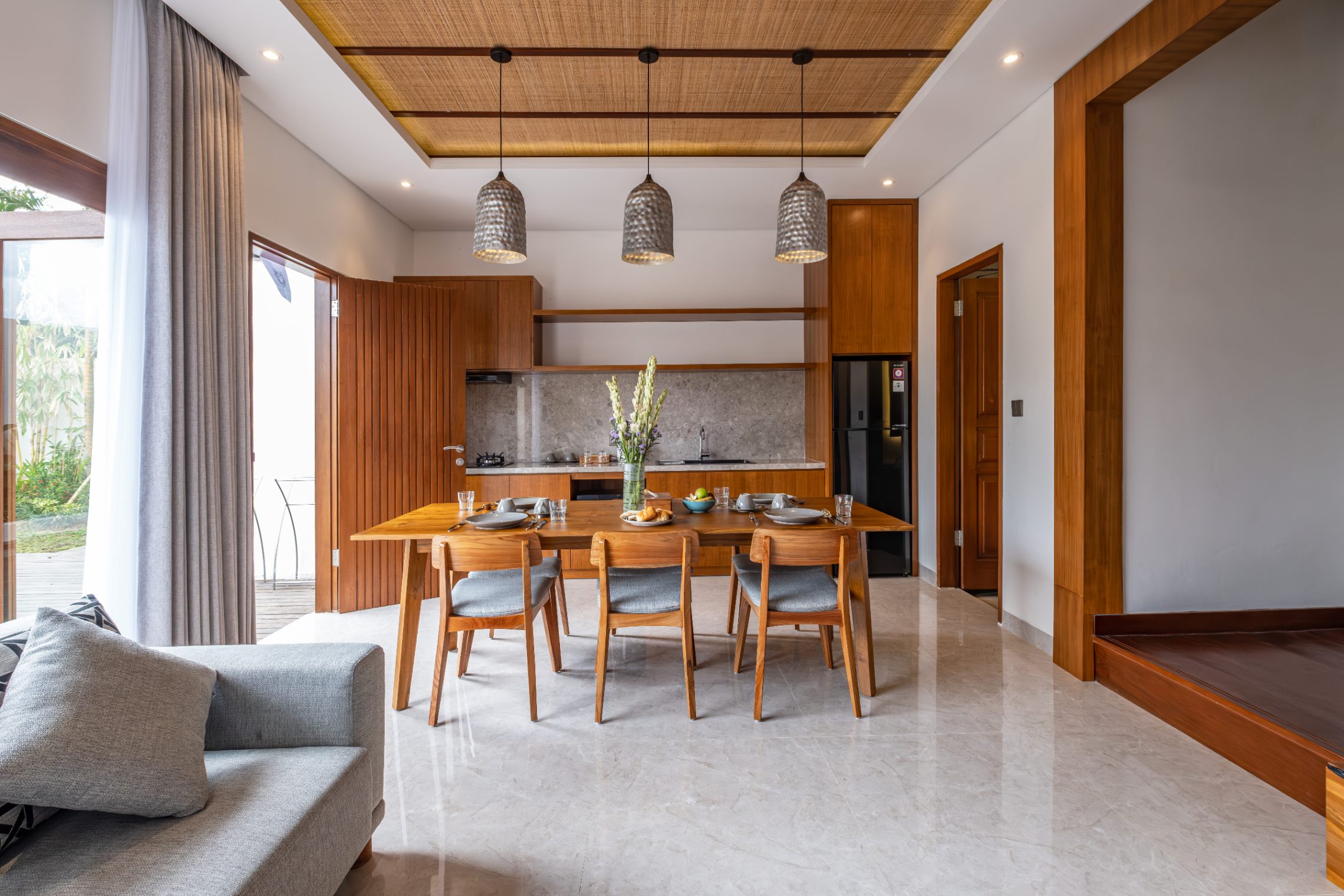 Elegant 3+1 Bedroom Freehold Villa in Seminyak  - 4