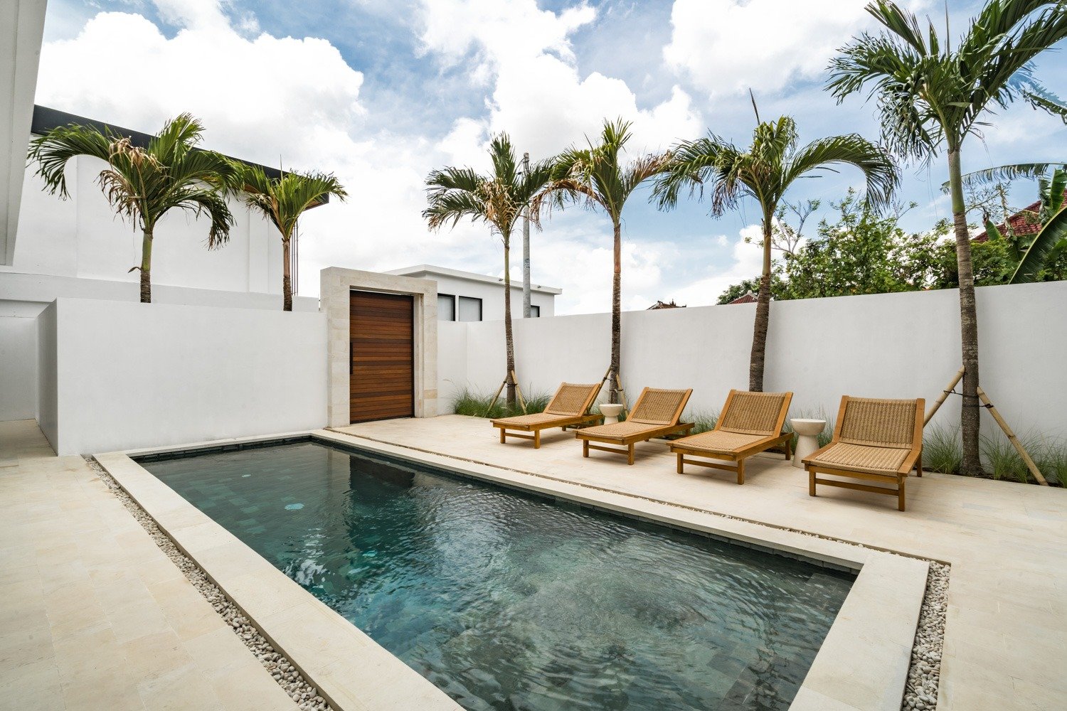 Luxury 4 Bedroom Villa in Bumbak Umalas  - 2